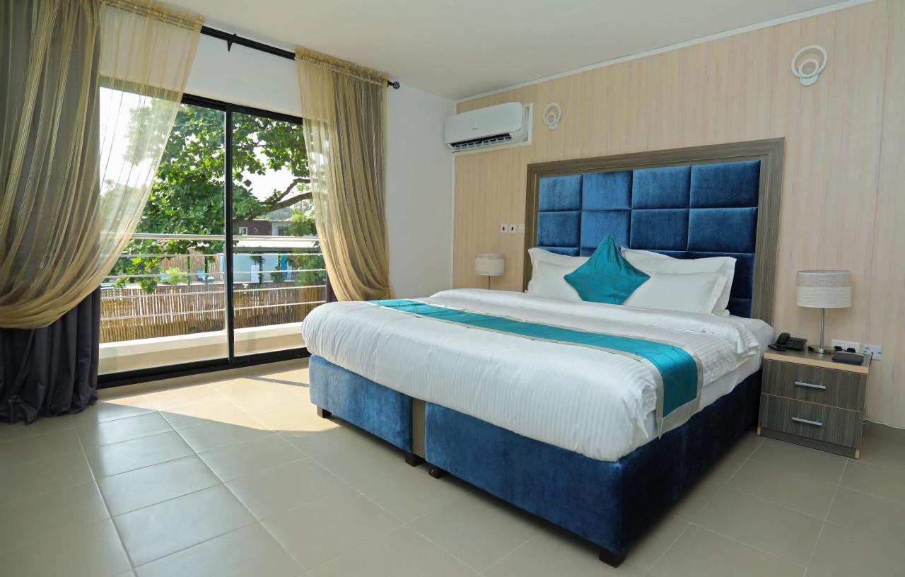 Riviera Suites Lagos Exterior foto